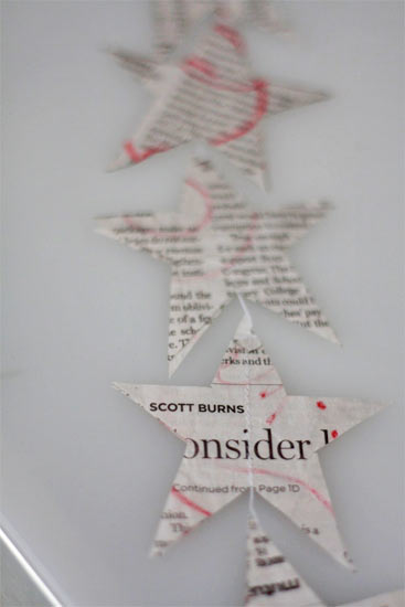 Stitched_Newsprint_Garland5