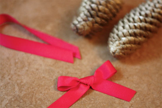 Gold_Pinecone_Ornaments3