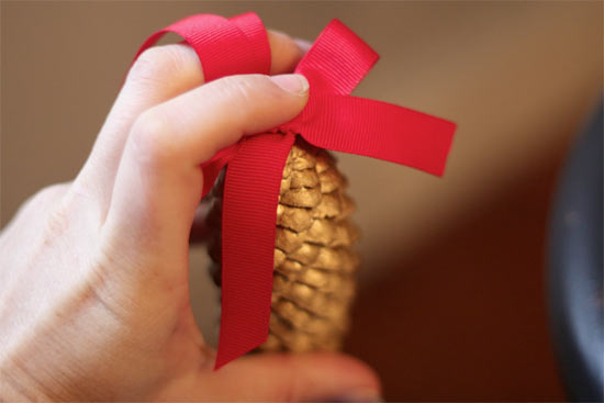 Gold_Pinecone_Ornaments4