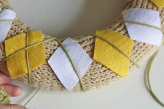 Argyle_Yarn_Wreath6