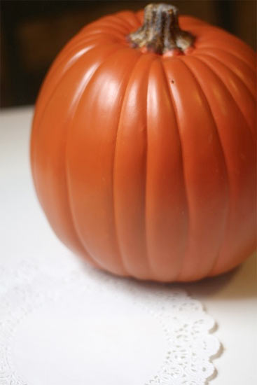 Doily_Stenciled_Pumpkin2