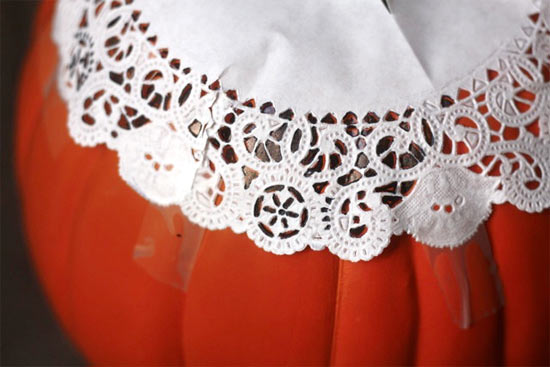 Doily_Stenciled_Pumpkin5