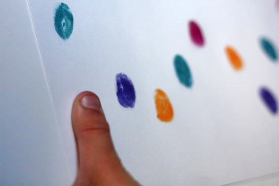 Thumbprint_Christmas_Light_Card2