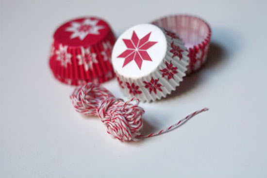 Cupcake_Liner_Garland2