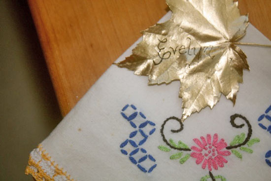 DIY_Gold_Leaf_Place_Cards
