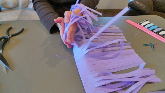 DIY_Tissue_Paper_Banner_Tutorial6