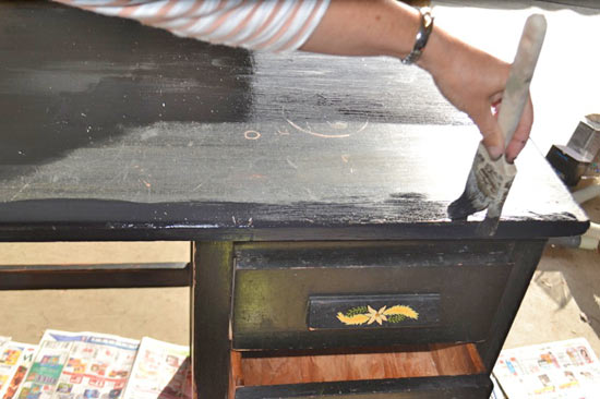 How_to_Restore_an_Old_Dresser10