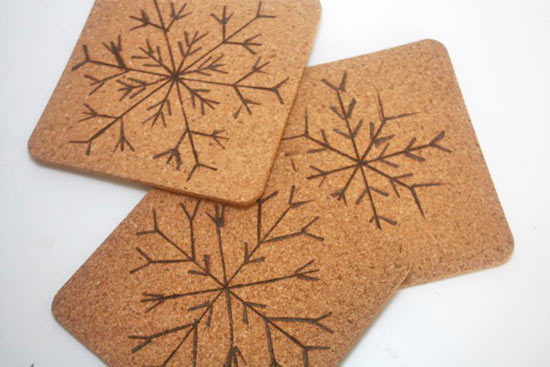 DIY_Cork_Snowflake_Coasters