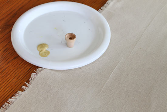 Polka_Dot_Table_Runner_Tutorial2