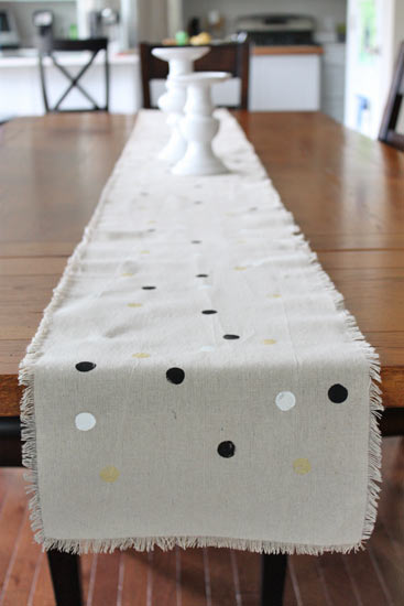 Polka_Dot_Table_Runner_Tutorial7