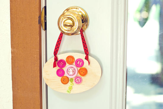 wall_button_plaque