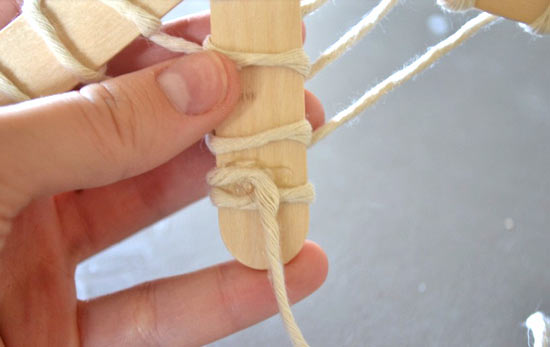 Popsicle_Stick_String_Spider_Webs9