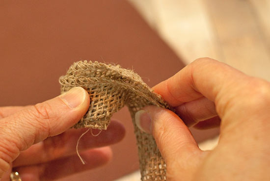 How_to_Make_Burlap_Roses4