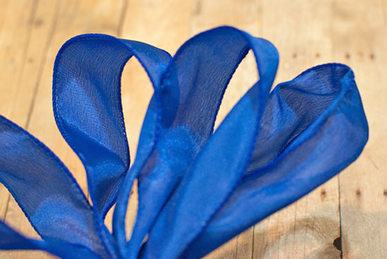 Make_Your_Own_Pew_Bows7