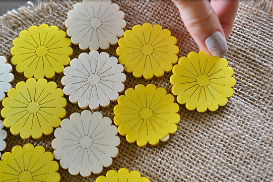 DIY_Retro_Flower_Power_Placemats4