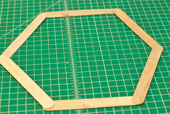Popsicle_Stick_Wall_Art_Shelf3