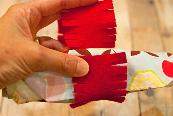 Felt_Napkin_Ring_Holder_Tutorial6