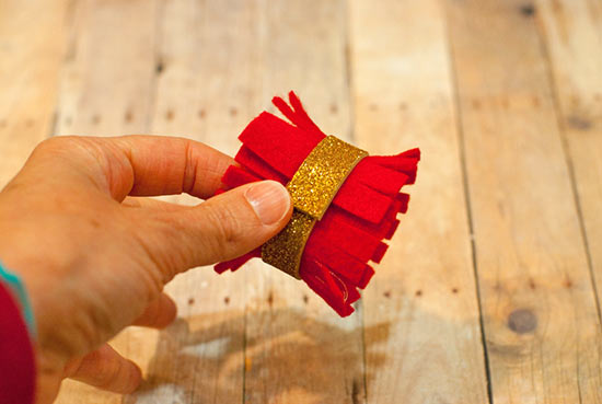 Felt_Napkin_Ring_Holder_Tutorial8