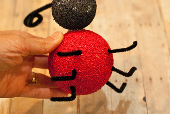 Kid_Approved_Styrofoam_Ladybug_Tutorial10
