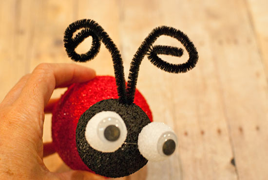 Kid_Approved_Styrofoam_Ladybug_Tutorial8