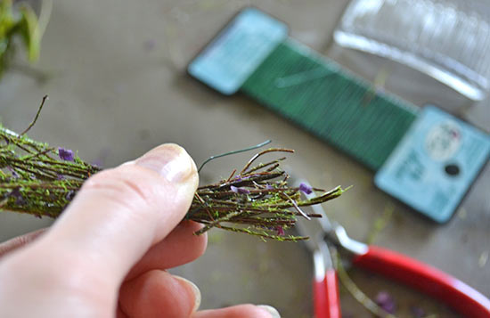 Woodland_Floral_Hair_Combs4