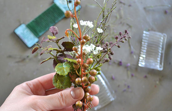 Woodland_Floral_Hair_Combs5