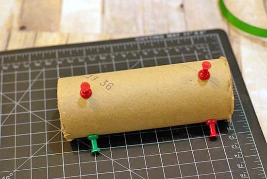 cardboard_cellphone_stand4