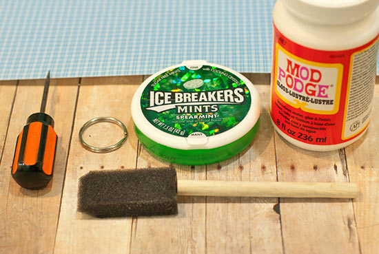 mint_container_earbud_holder1