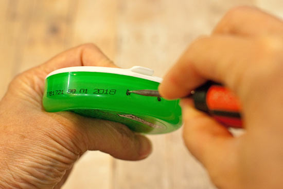 mint_container_earbud_holder4