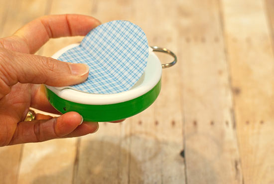 mint_container_earbud_holder7