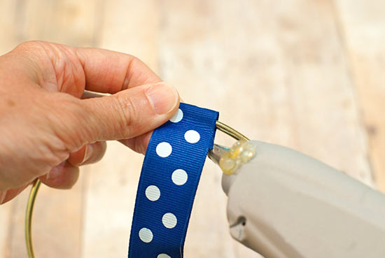 DIY_Patriotic_Wind_Sock3