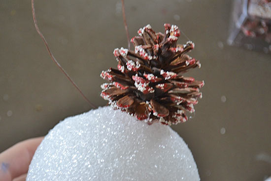Pinecone_Kissing_Ball_Tutorial8