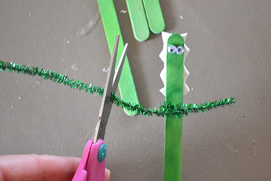 Popsicle_Stick_Alligators_Tutorial7