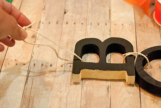 Boo_Door_Hanger_Sign6