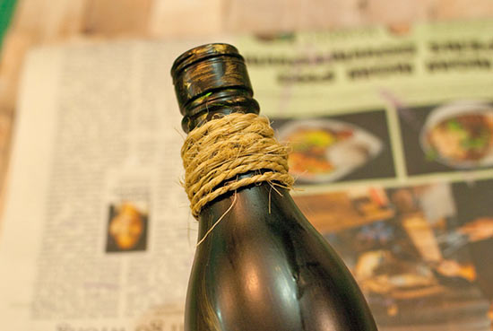 DIY_Rustic_Chalkboard_Bottle3