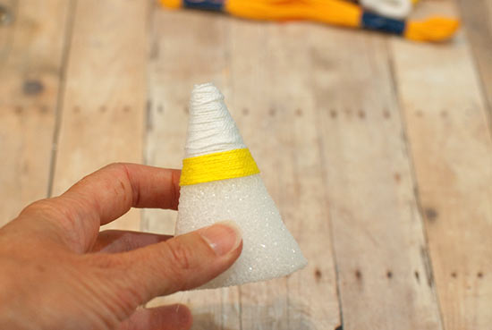 DIY_Candy_Corn_Decor_Tutorial3