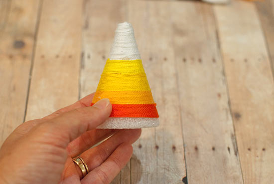 DIY_Candy_Corn_Decor_Tutorial6