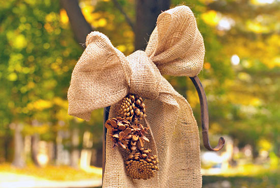 Burlap_Pinecone_Hanger_Tutorial_last