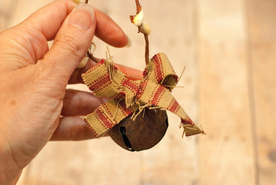Primitive_Jingle_Bell_Ornaments5