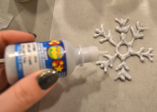 DIY_Snowflake_Window_Clings3