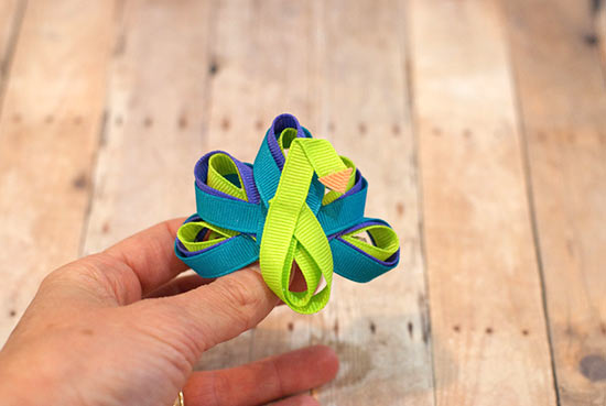 Peacock_Ribbon_Hair_Clip_Tutorial14