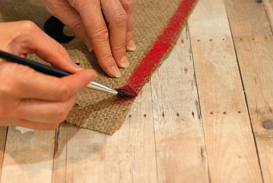 DIY_Burlap_Love_Banner6