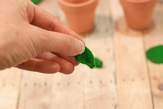 DIY_Felt_Succulents_Tutorial4