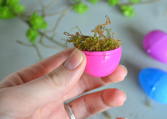Easter_Egg_Succulent_Planters_Tutorial5