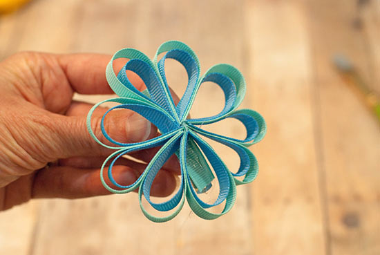 Frozen_Themed_Snowflake_Hair_Clip9