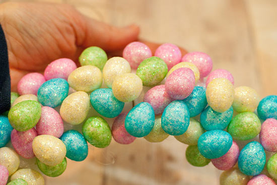 DIY_Easter_Egg_Wreath_Tutorial5