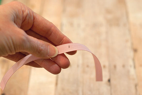Easter_Bunny_Hair_Clip_Tutorial7