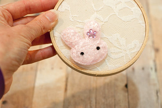 Easter_Themed_Embroidery_Hoop4
