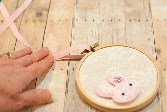 Easter_Themed_Embroidery_Hoop5