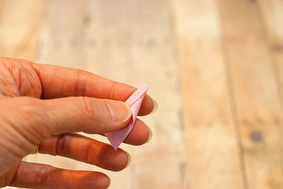 Ribbon_Pencil_Hair_Clip_Tutorial6
